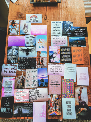 How To Make a Vision Board To Manifest Your Dream Life!