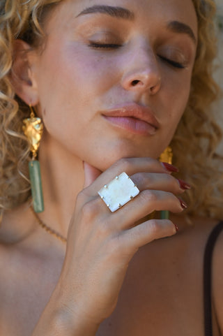 I Vibe High Selenite Ring