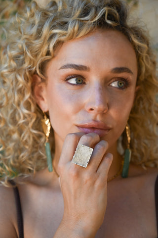 I Vibe High Selenite Ring