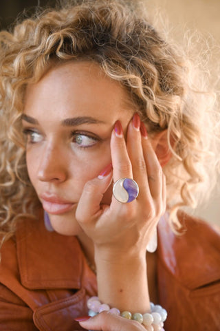 Path of Calm Purple Shell Yin Yang Ring