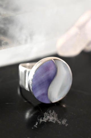 Path of Calm Purple Shell Yin Yang Ring