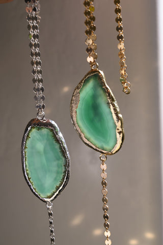 gold disc chain green agate pendant necklace
