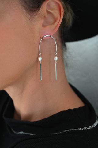 pearl silver dangle earrings