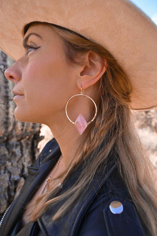pink rose quartz pendant gold hoop earrings