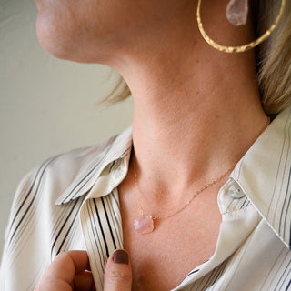 gold rose quartz necklace 